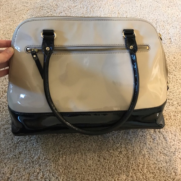 Gorgeous patent Kate Spade bag - Picture 2 of 5